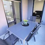 Frank بيت ضيافة زامبراتيجا