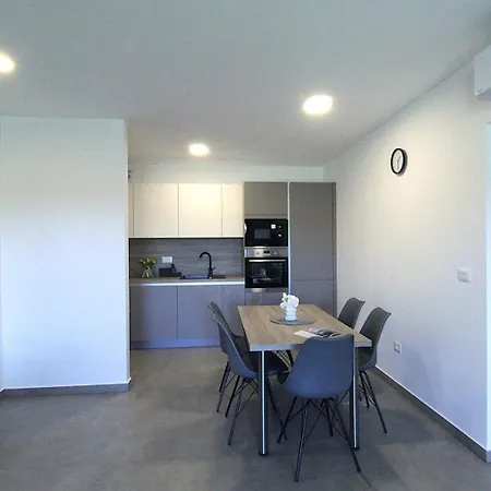 Frank זמברטיה