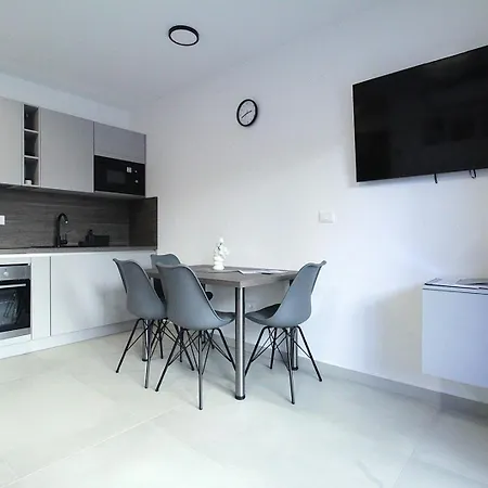 Frank 3* Zambratija (Istria)