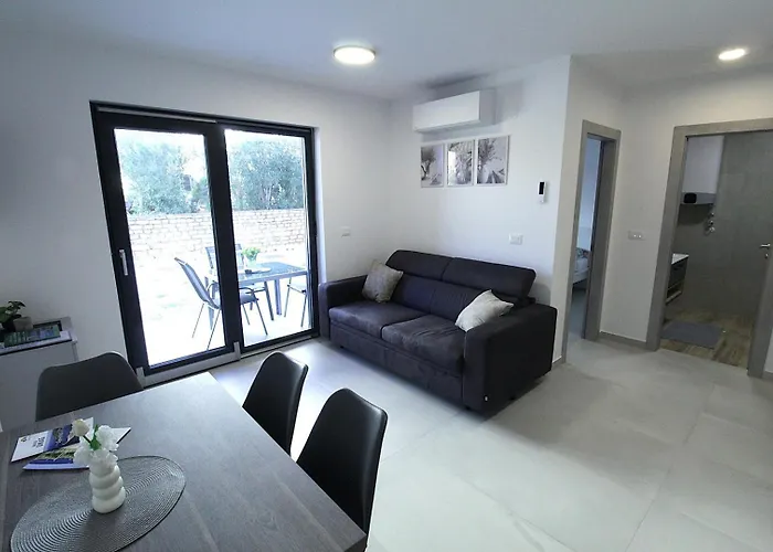 Frank 3* Zambratija (Istria)