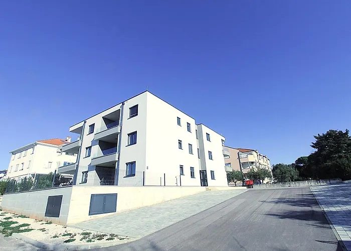 Frank Zambratija (Istria)